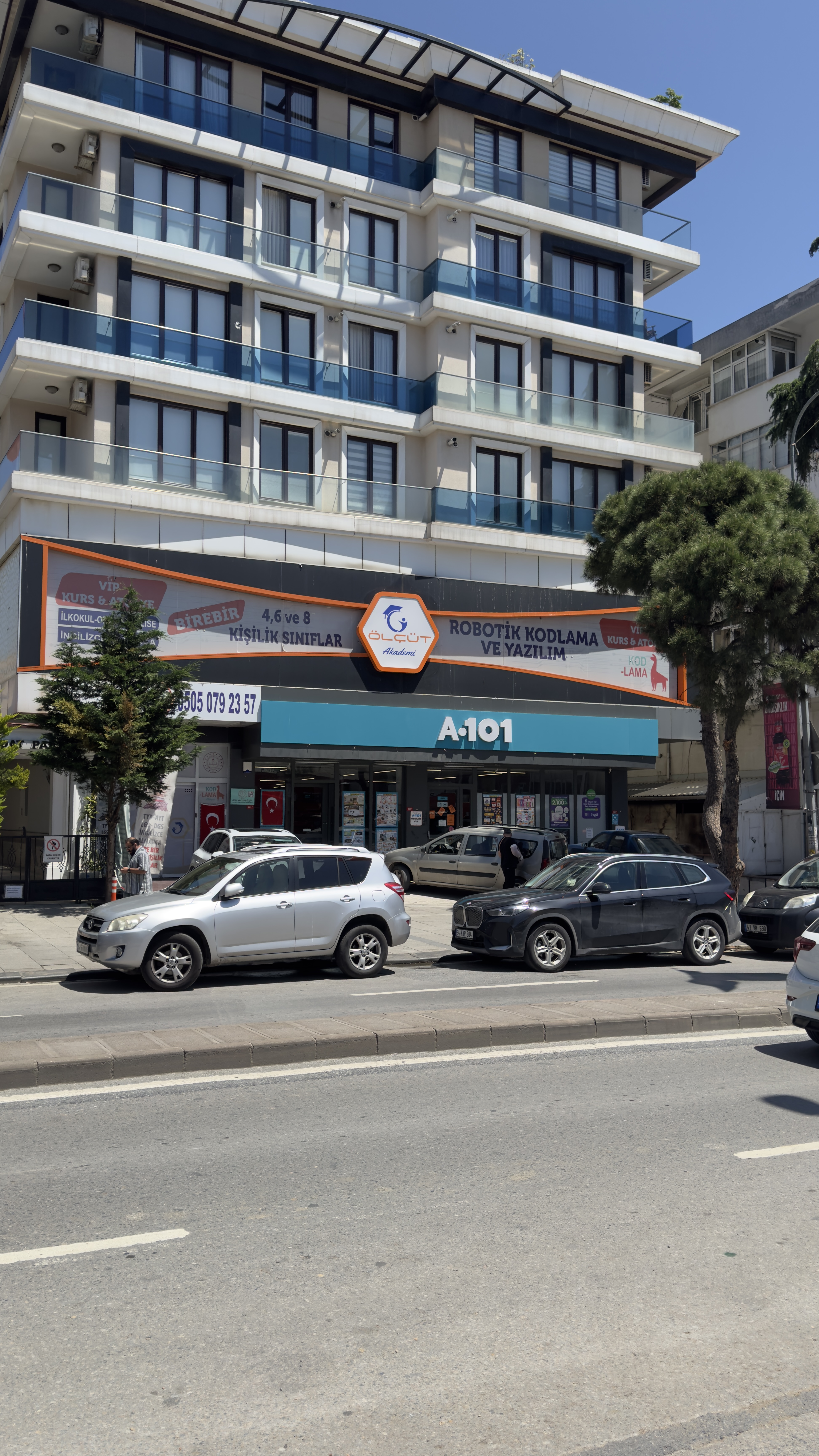 Kurumumuzdan Kareler